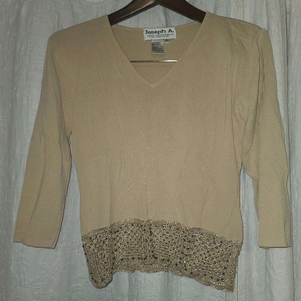 BEAUTIFUL condition y2k crochet bottom cropped top. Sz m